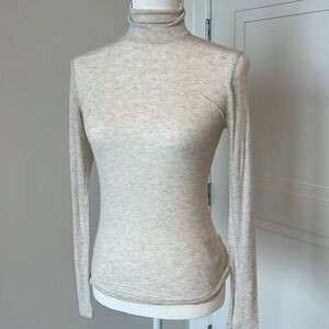 Wilfred Soft Cream Long Sleeve Top